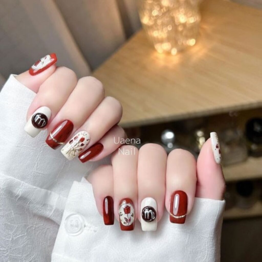 Attractive and stylish 2024 Lunar new year nail designs (11)
