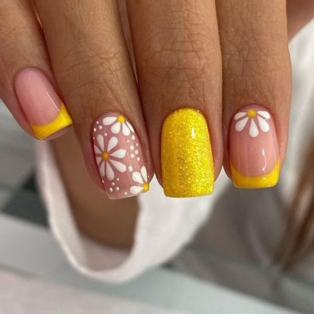 Attractive and stylish 2024 Lunar new year nail designs (125)