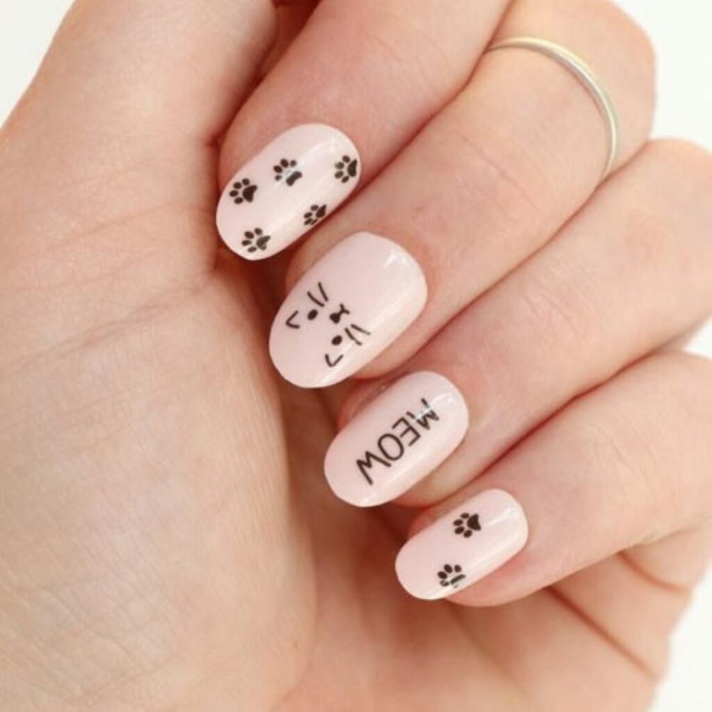 Attractive and stylish 2024 Lunar new year nail designs (142)