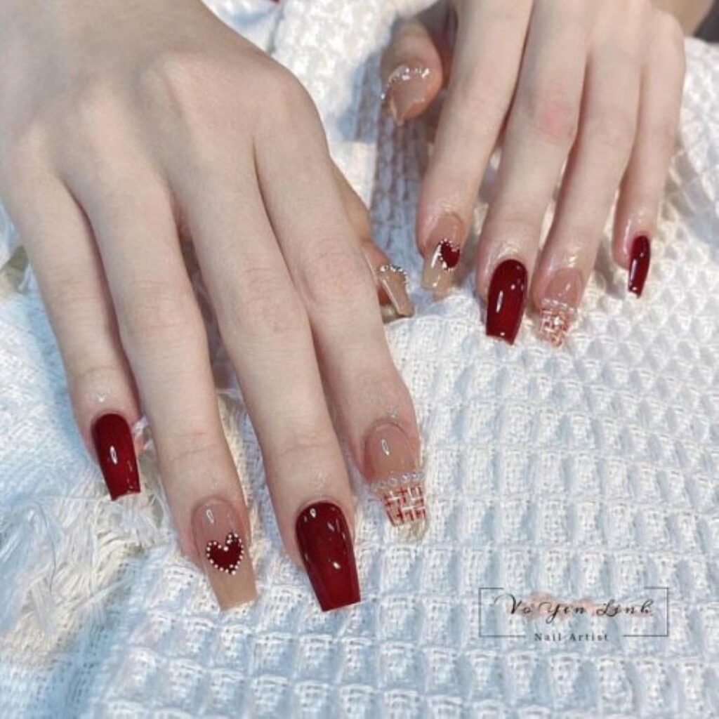 Attractive and stylish 2024 Lunar new year nail designs (15)