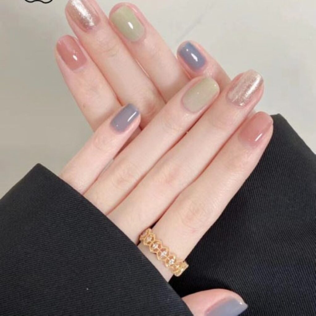 Attractive and stylish 2024 Lunar new year nail designs (176)