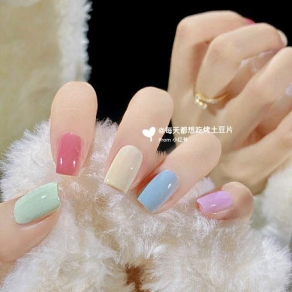 Attractive and stylish 2024 Lunar new year nail designs (185)
