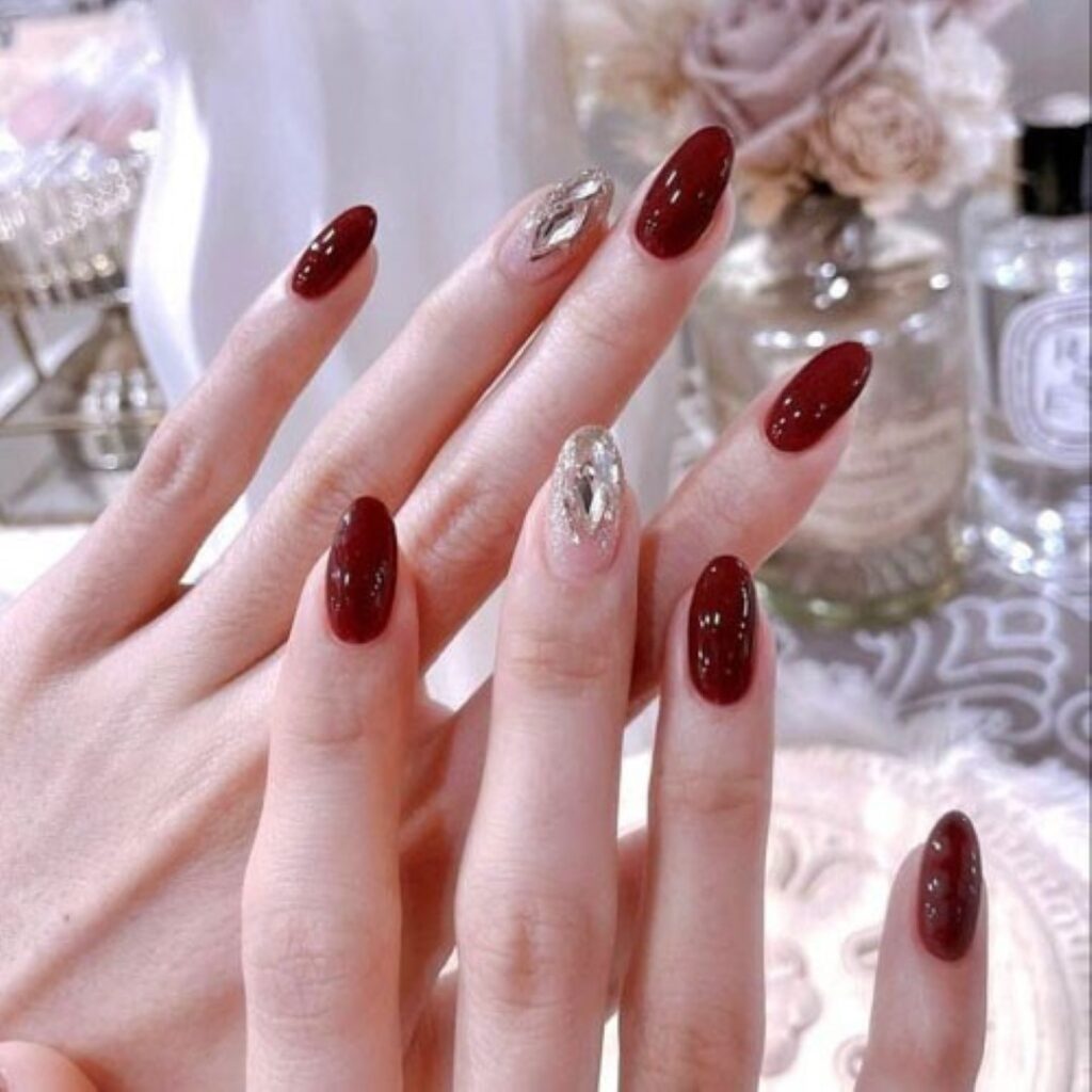 Attractive and stylish 2024 Lunar new year nail designs (23)