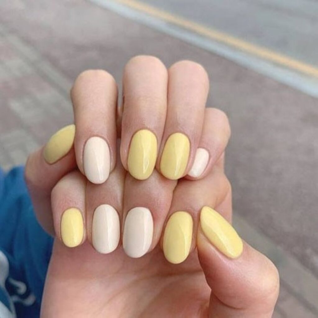 Attractive and stylish 2024 Lunar new year nail designs (319)