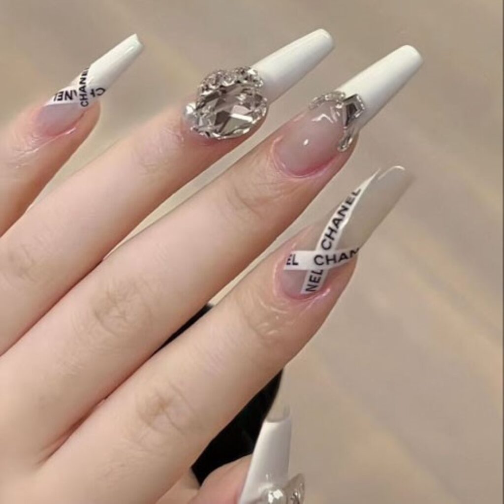 Attractive and stylish 2024 Lunar new year nail designs (46)