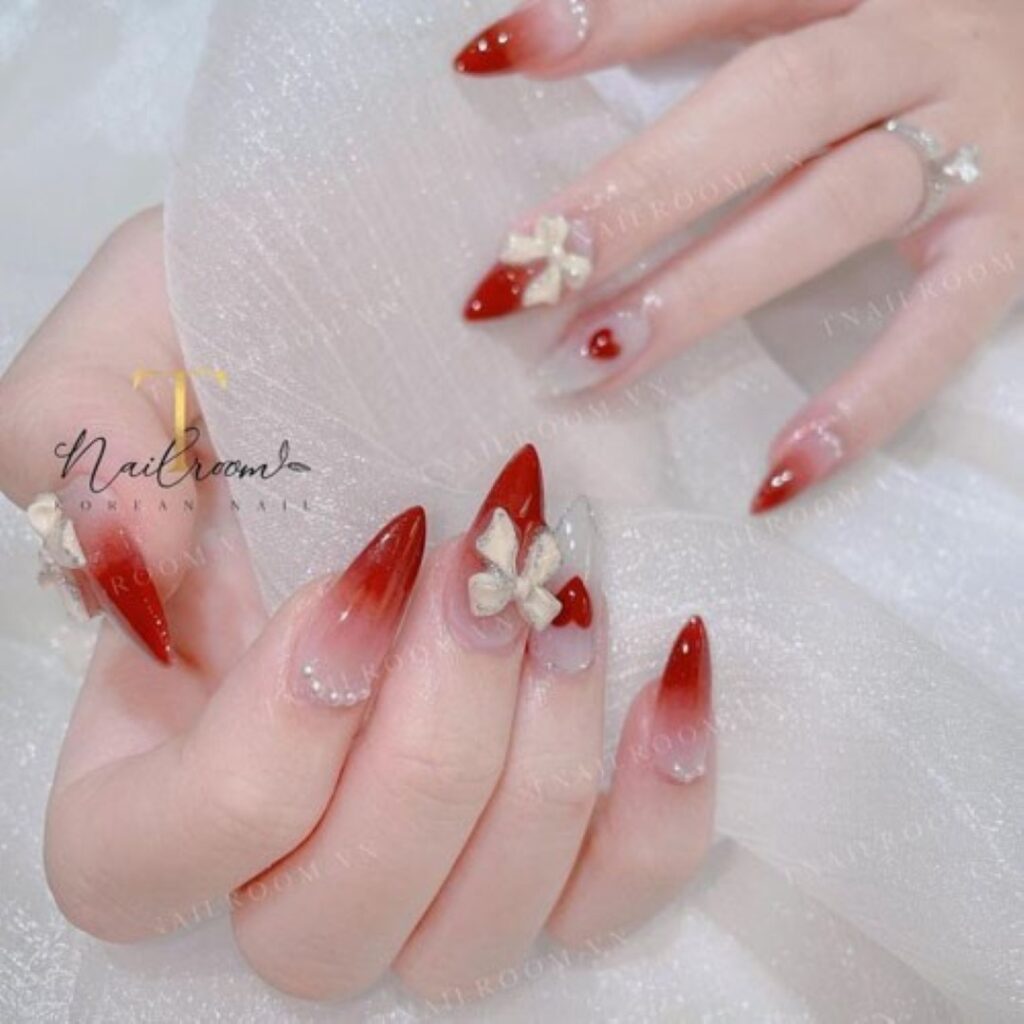 Attractive and stylish 2024 Lunar new year nail designs (8)
